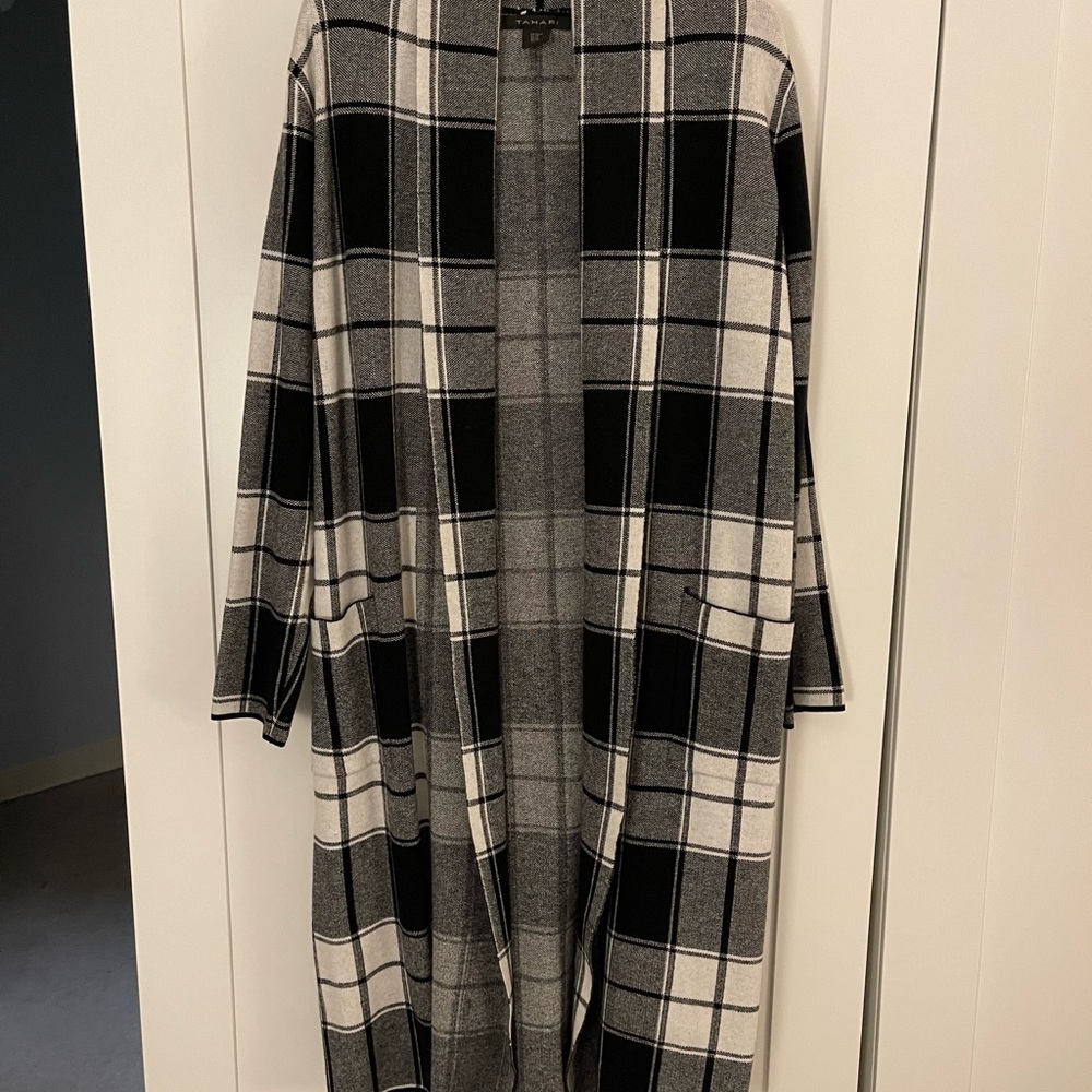 Tahari plaid long cardigan